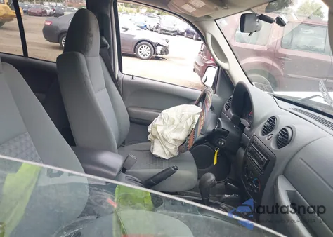 2006 Jeep Liberty Sport из США, поврежденный, VIN 1J4GL48K56W235142